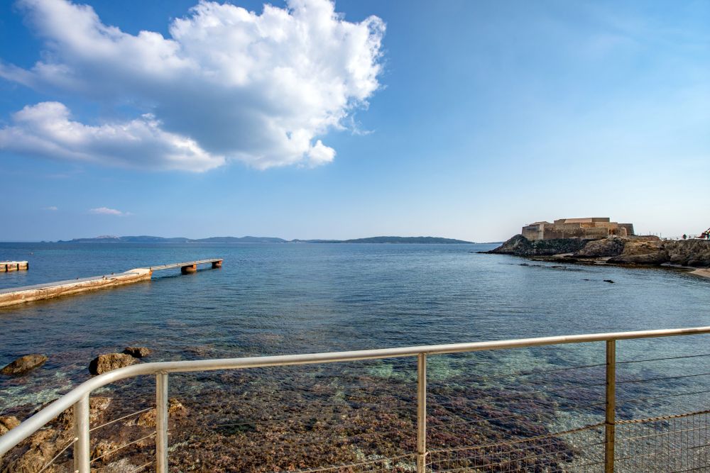 villa vue mer hyeres